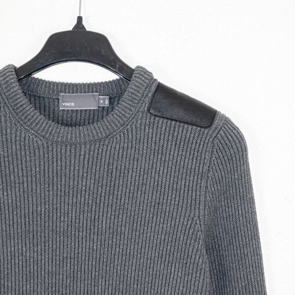 Vince Men's Cotton Ribbed knit Crew Sweater leather shoulder patch M - Picture 6 of 8